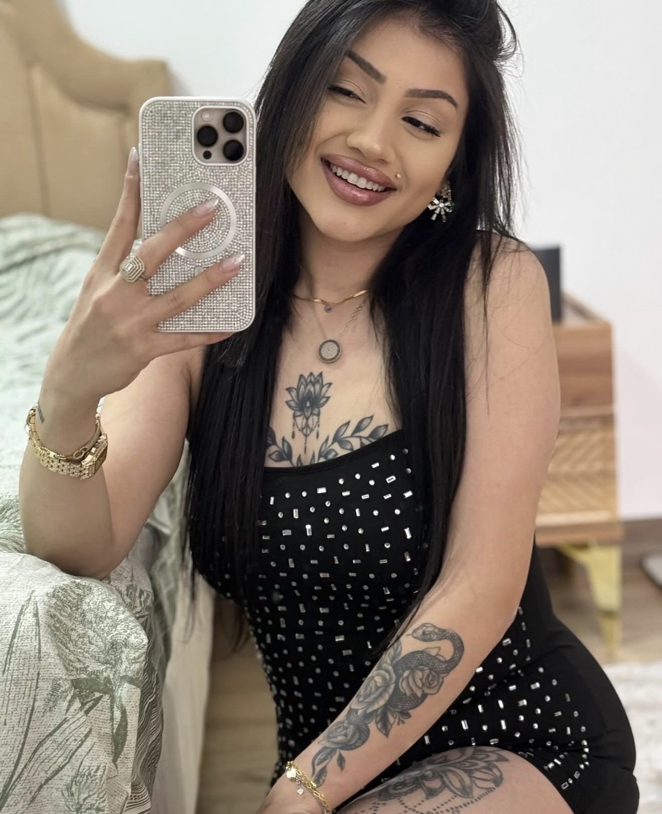 Erdek Arabada Görüşen Escort Ajda